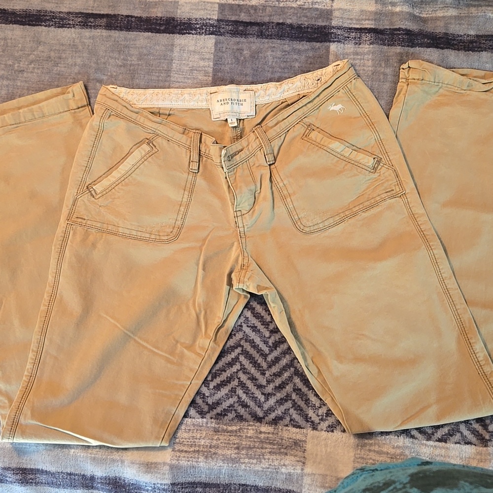 Abercrombie & Fitch Khaki Womens Size 8 Pants - Picture 4 of 4
